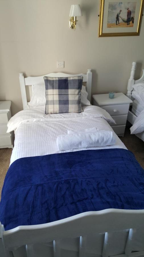 Central Bar Guesthouse Cushendall Exteriér fotografie